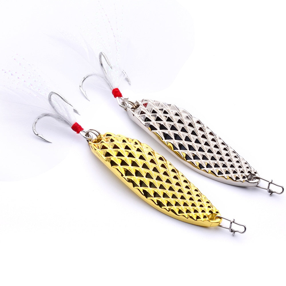 Diamond Knurled Spoon Bait with Feather Hackle